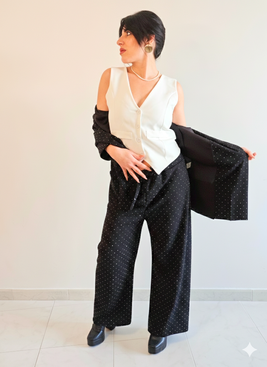 COMPLETO NERO CON BRILLANTINI