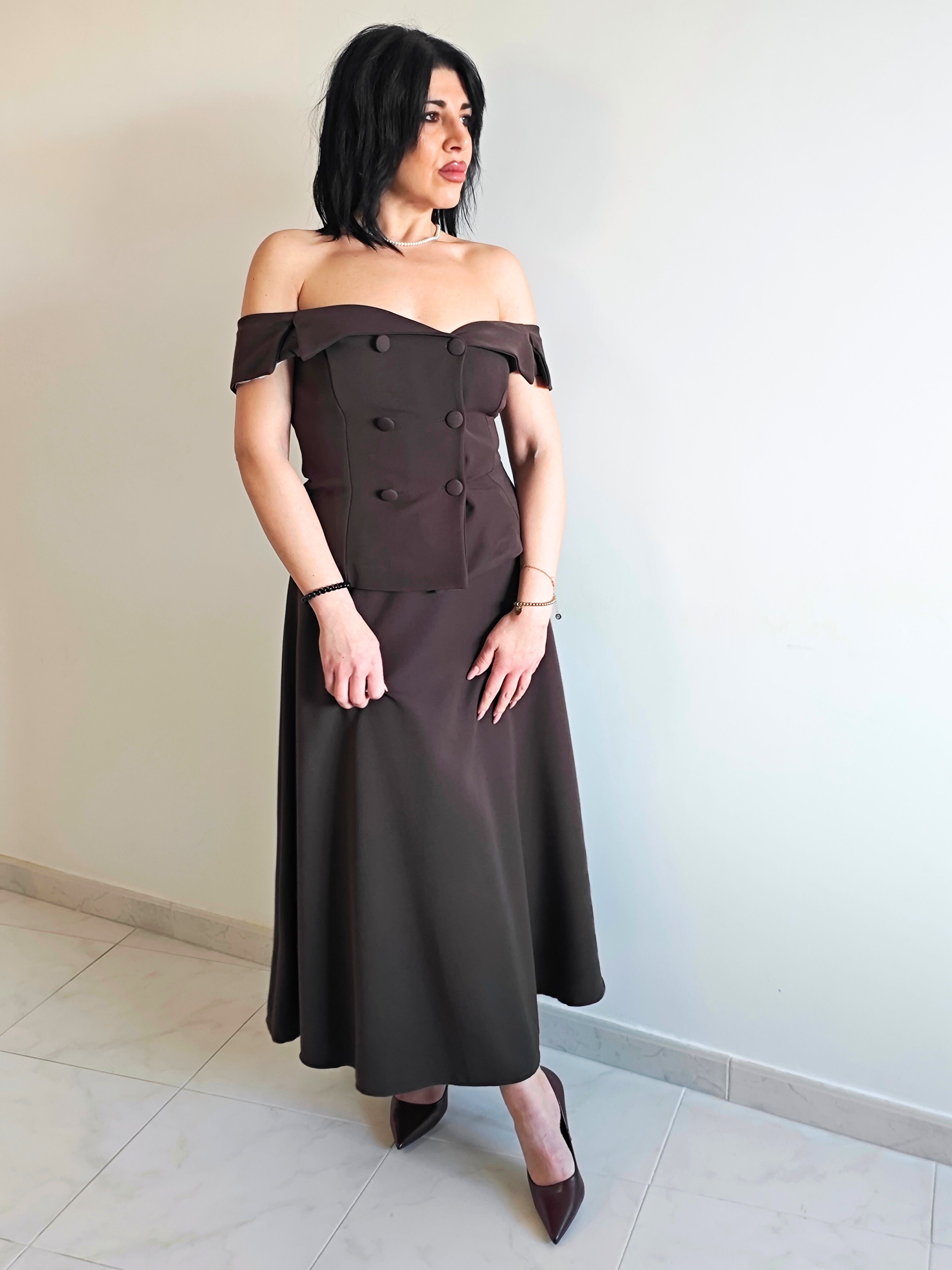 ABITO ELEGANTE MIDI CON SCOLLO A BARCA