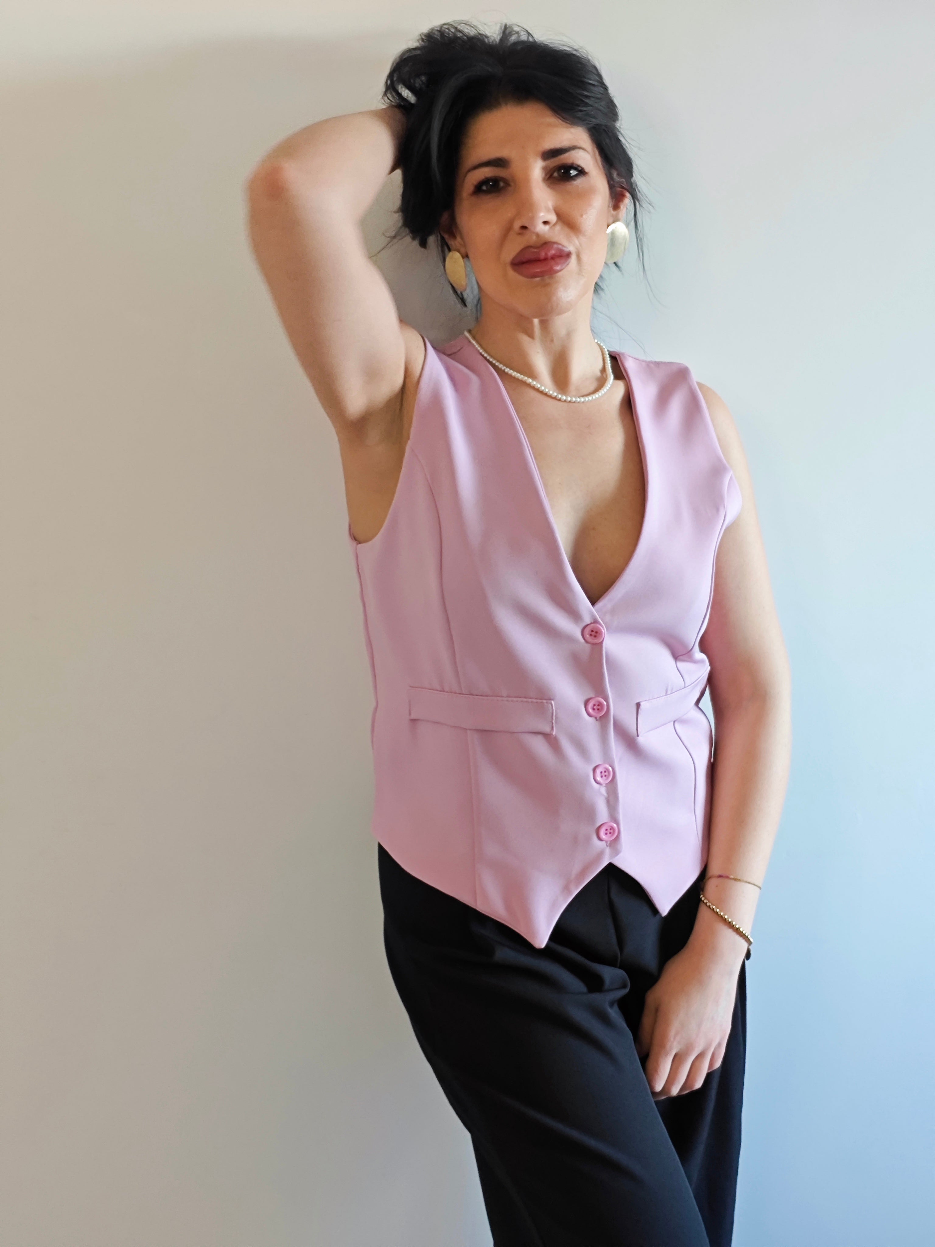 GILET ROSA CON SCOLLO A V