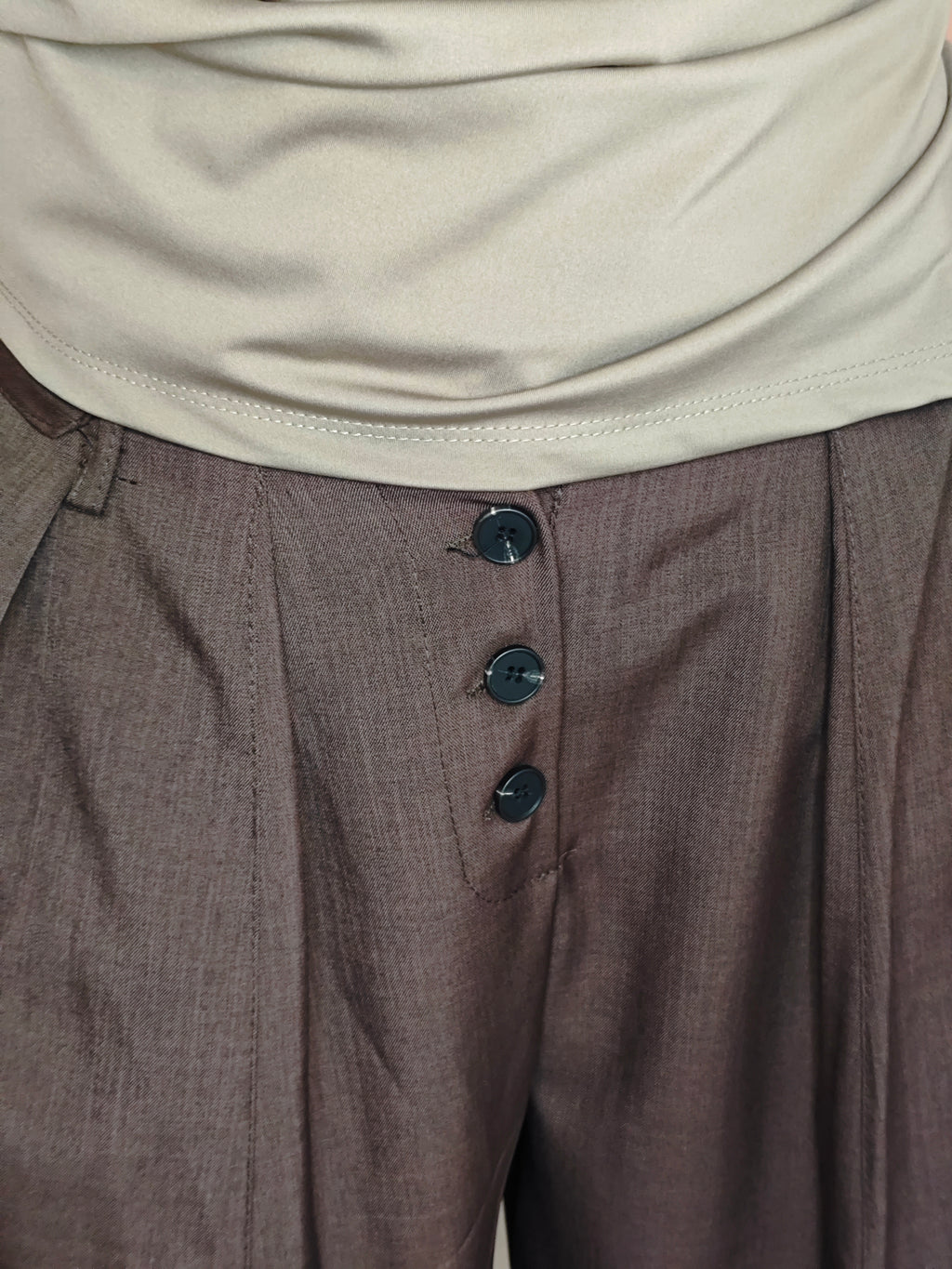 PANTALONI PALAZZO MARRONE CON PINCE