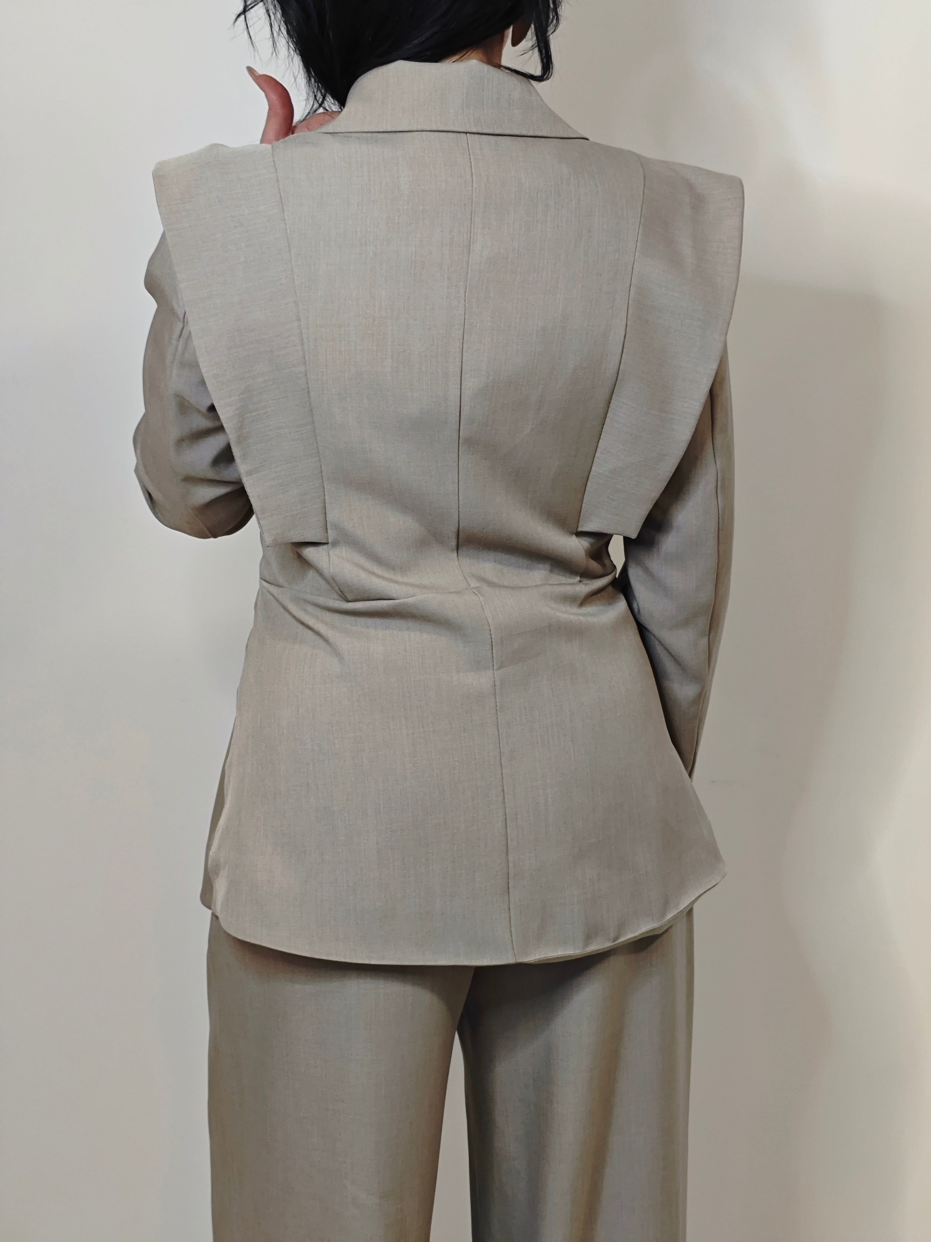TAILLEUR BB COORDINATO BEIGE TORTORA