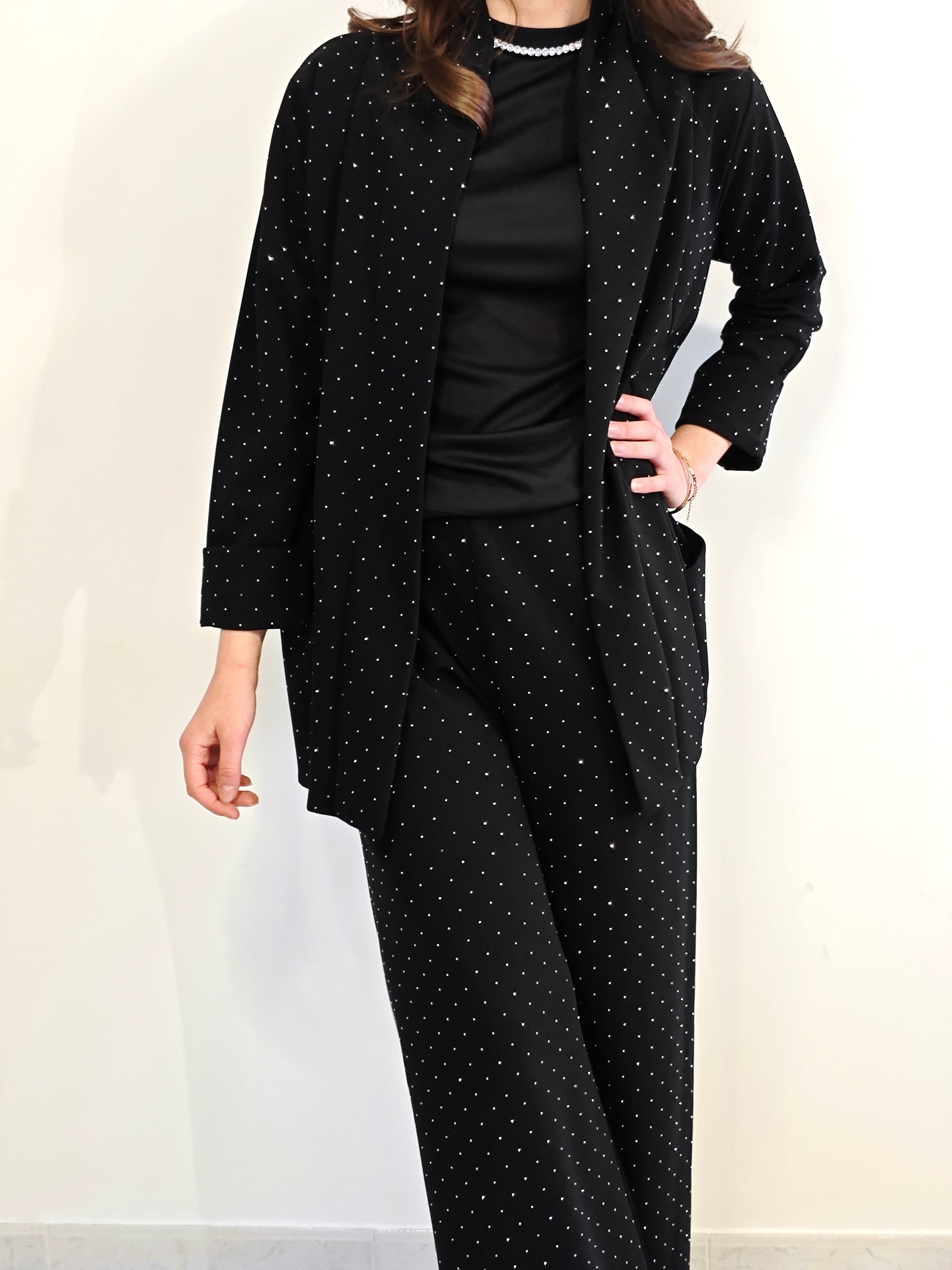 COMPLETO NERO CON BRILLANTINI