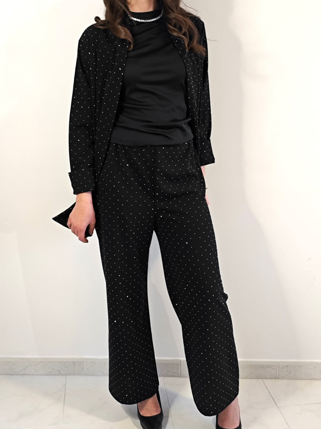 COMPLETO NERO CON BRILLANTINI