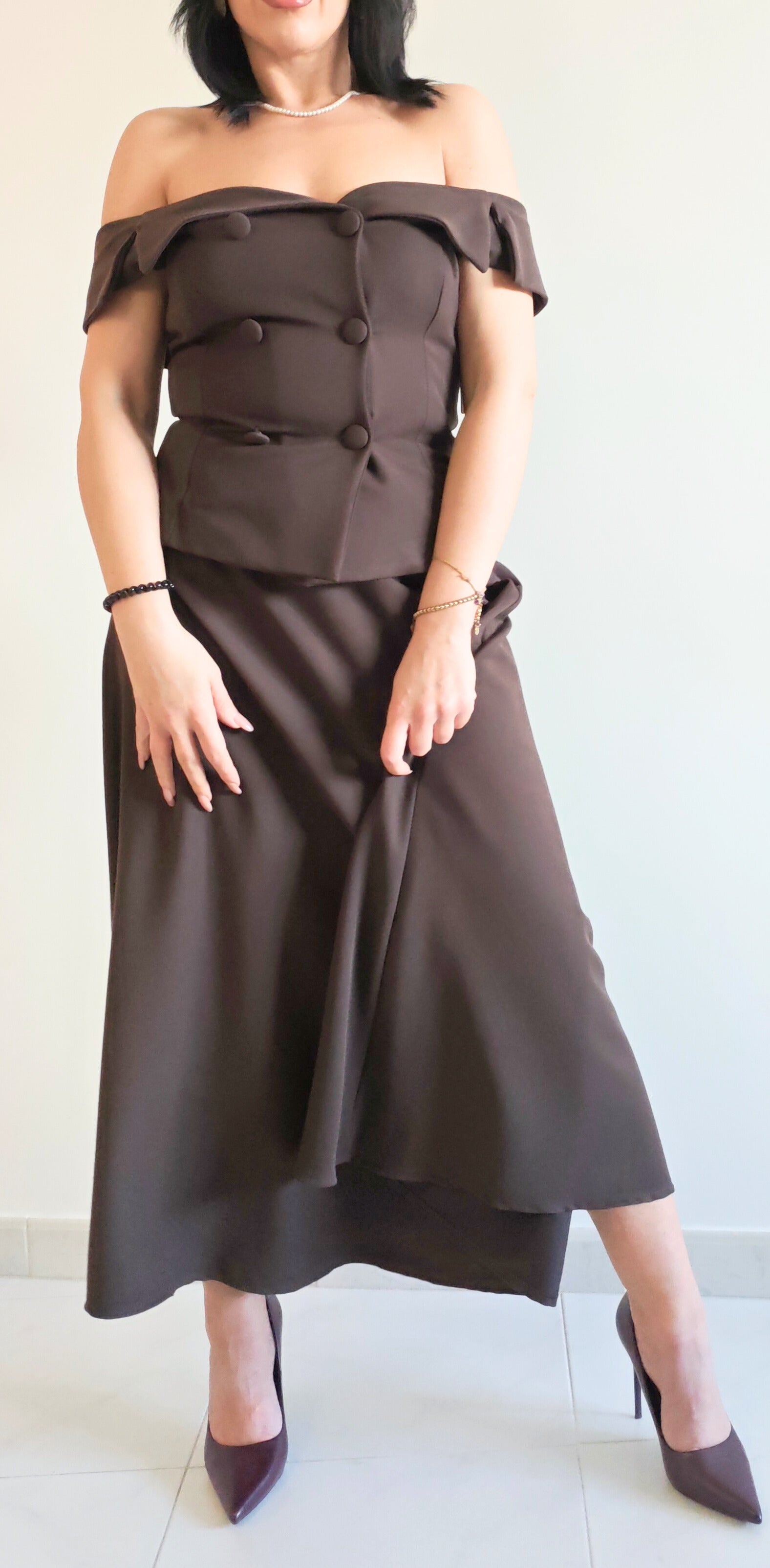 ABITO ELEGANTE MIDI CON SCOLLO A BARCA
